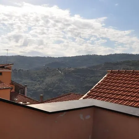 Host4u - Il Geco V, Con Terrazza Vista Mare & Montagne דירה Civezza